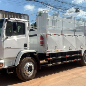 Caminhão Comboio Mercedes Benz Atego 2729 ano 2014 usado para venda